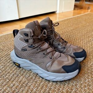 Hoka  Brown Men's Hiking Boots Size 7